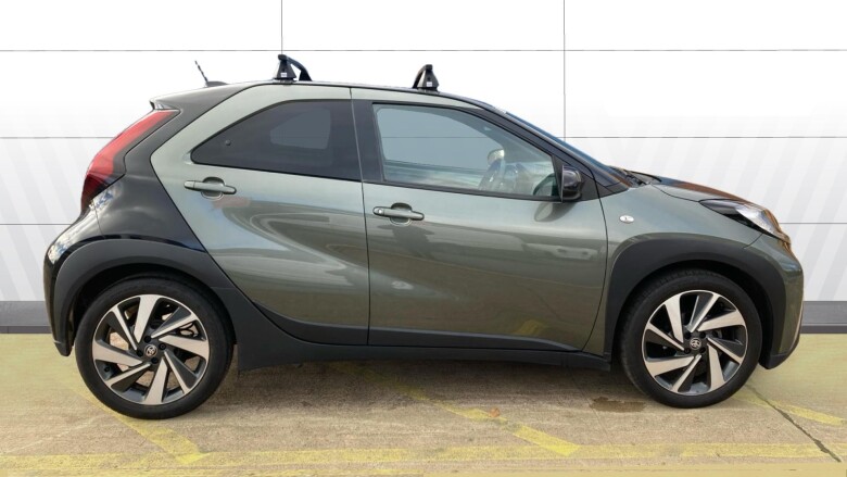 Toyota Aygo X 1.0 VVT-i Edge 5dr Petrol Hatchback